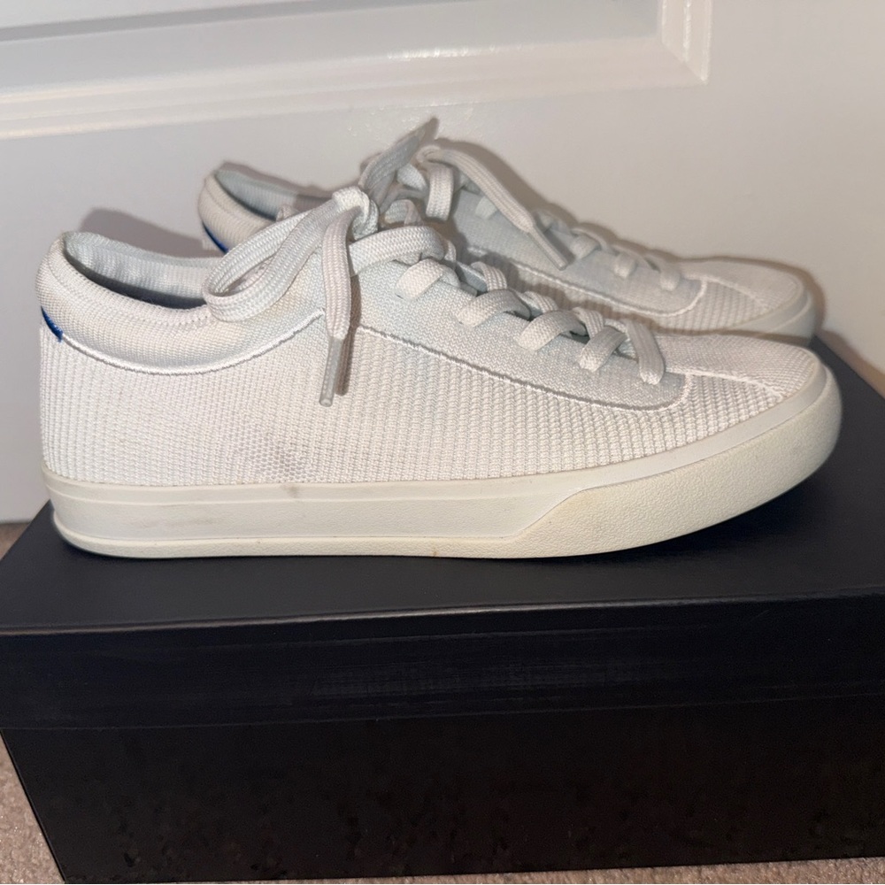 Rothy’s White Lace-up Sneaker Size 7 - Picture 2 of 3